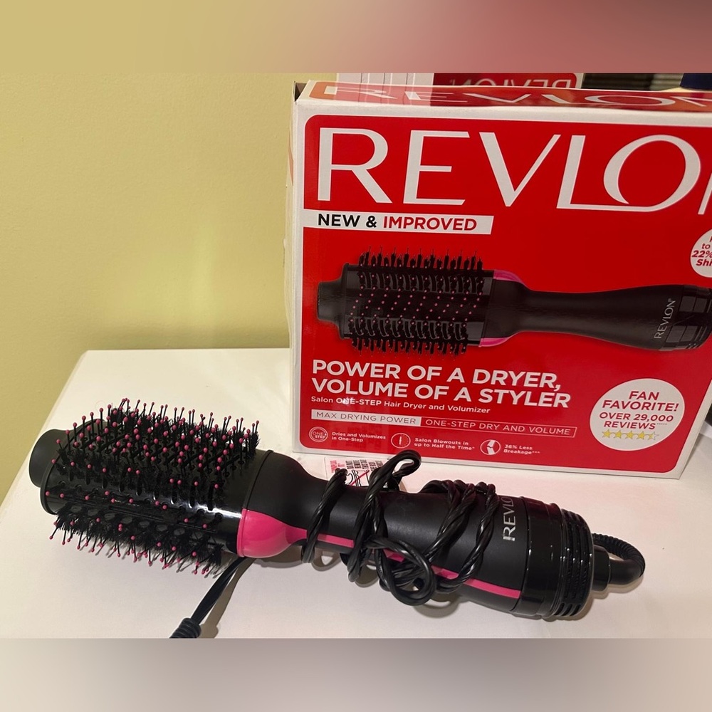 Revelon Air brush
